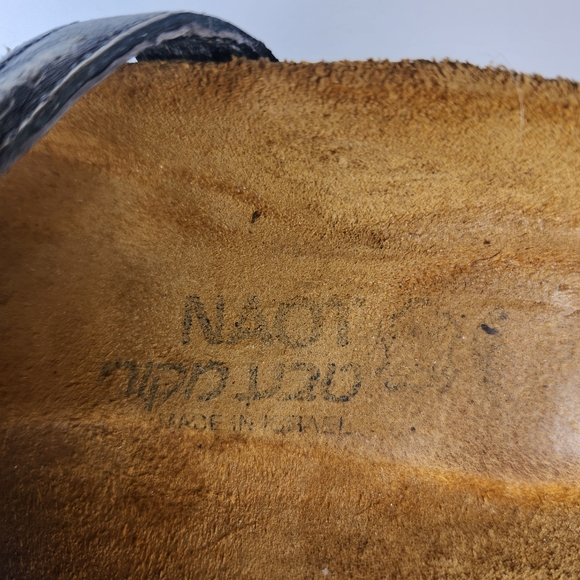 NAOT Women's Sandal 7 Hawaii Sandal Rhinestone Metallic Leather Comfort Shoe - Picture 6 of 9